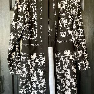 DONNA KARAN NEW YORK DUSTER